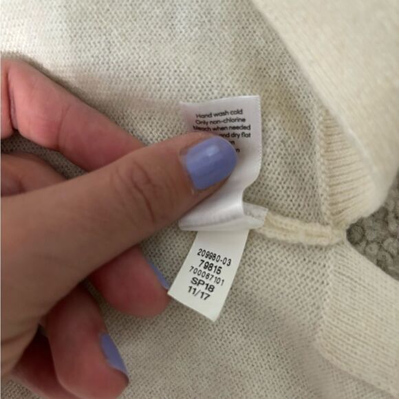 Athleta Stargazer Wrap Cashmere • Wool blend - Picture 10 of 10